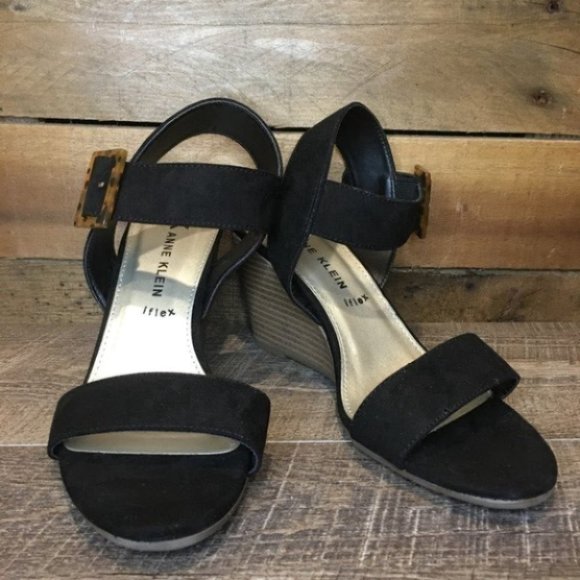 NEW Anne Klein Hibiscus Wedge Sandal - Picture 5 of 10